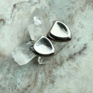 Vintage Sterling Silver Mexico Women’s Sculpted Metal Earrings